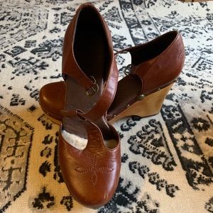 Ugg Clogs with Fleece